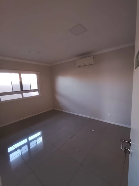 Casa Comercial ideal para clinicas na Av. Ubirajara Capão da Canoa: 7ª foto da galeria de imagens do imóvel