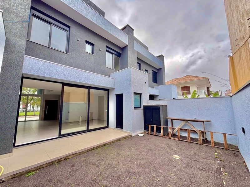 Sobrado novo em Xangrilá no Centro próximo ao mar: 19ª foto da galeria de imagens do imóvel