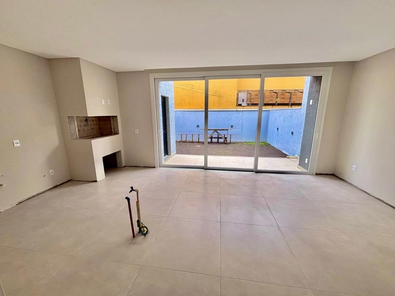 Sobrado novo em Xangrilá no Centro próximo ao mar: 4ª foto da galeria de imagens do imóvel