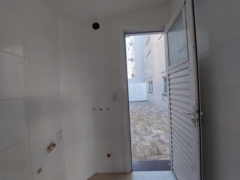 Amplo apartamento 3 dormitórios,1 suite,de frente, ZN, Capão da Canoa.: 6ª foto da galeria de imagens do imóvel