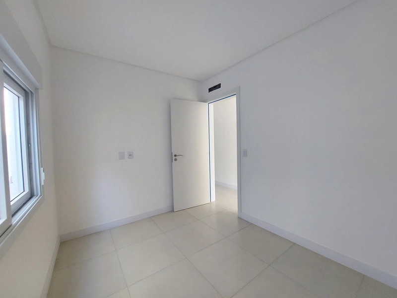 Amplo apartamento 3 dormitórios,1 suite,de frente, ZN, Capão da Canoa.: 11ª foto da galeria de imagens do imóvel