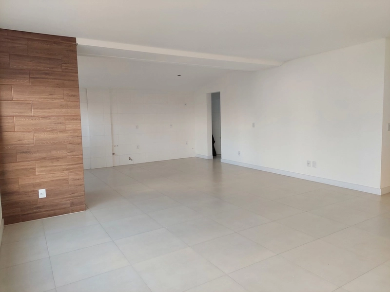 Amplo apartamento 3 dormitórios,1 suite,de frente, ZN, Capão da Canoa.: 3ª foto da galeria de imagens do imóvel