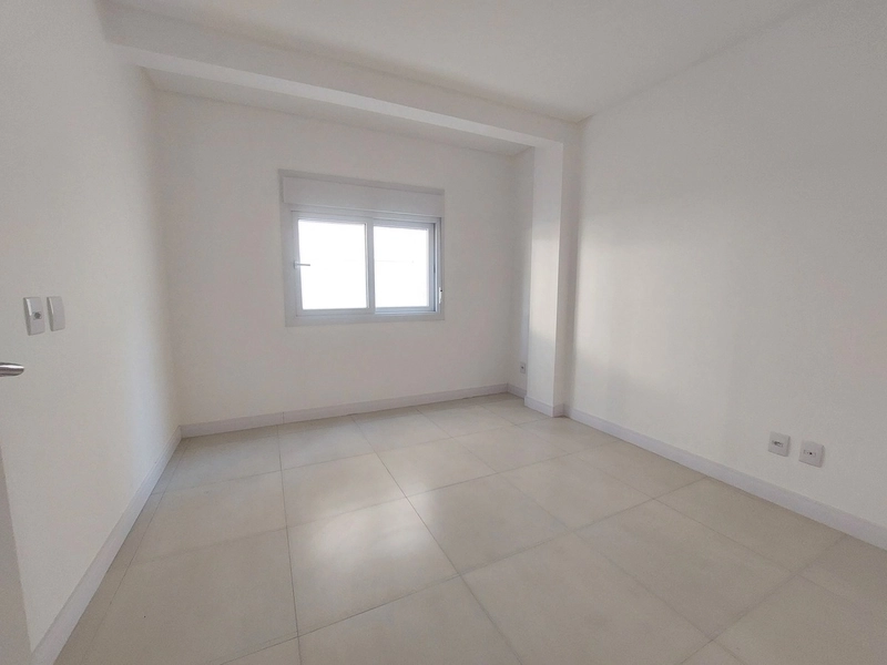 Amplo apartamento 3 dormitórios,1 suite,de frente, ZN, Capão da Canoa.: 10ª foto da galeria de imagens do imóvel