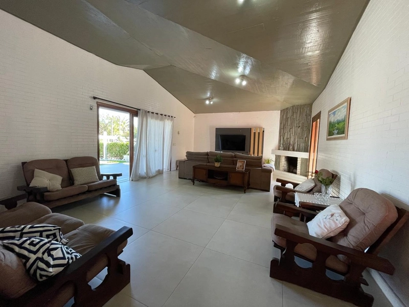 Casa 5 dormitórios no bairro Atlântida Xangrila: 10ª foto da galeria de imagens do imóvel