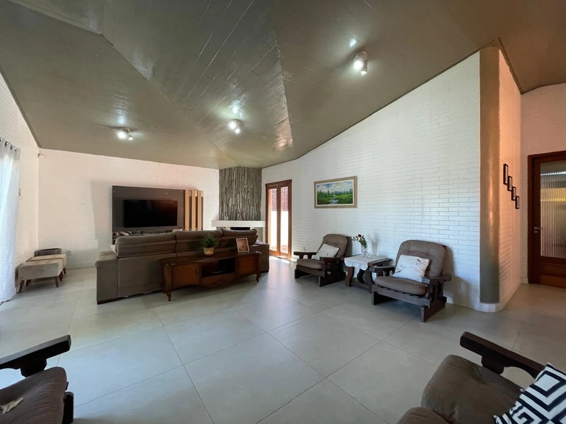Casa 5 dormitórios no bairro Atlântida Xangrila: 8ª foto da galeria de imagens do imóvel