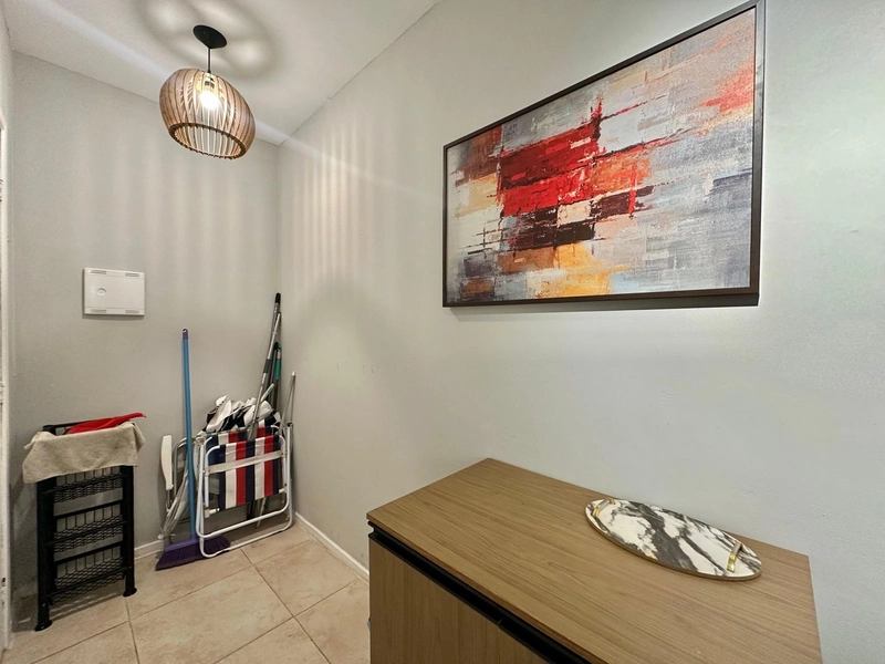 Oportunidade em Capão da Canoa, JK super amplo, com box no Centro.: 11ª foto da galeria de imagens do imóvel