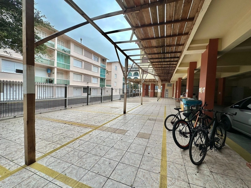 Oportunidade em Capão da Canoa, JK super amplo, com box no Centro.: 16ª foto da galeria de imagens do imóvel