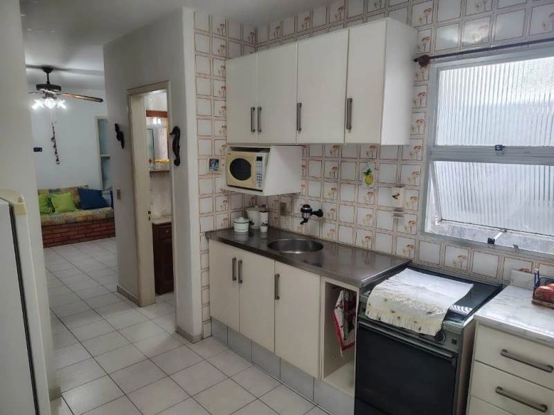 Oportunidade em Capão da Canoa, JK super amplo, com box no Centro.: 7ª foto da galeria de imagens do imóvel