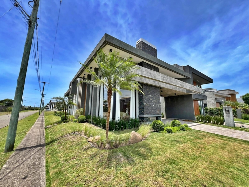 Casa à venda 04 suítes Condomínio Capão Ilhas Resort