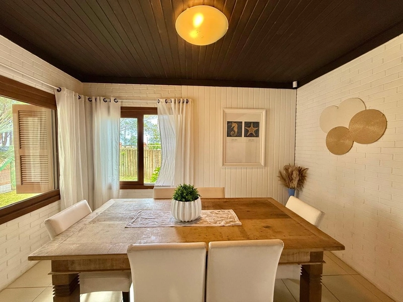 Casa 5 dormitórios, 3 banheiros, 3 quadras do Mar, Atlântida Xangri-lá: 22ª foto da galeria de imagens do imóvel