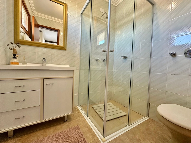 Cobertura 4 Dormitórios ( Vista para o mar!! ): 35ª foto da galeria de imagens do imóvel