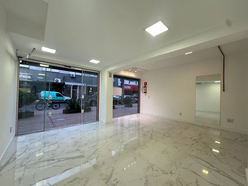 Excelente lojas comerciais, a 01 quadra do mar Centro Capão da Canoa: 7ª foto da galeria de imagens do imóvel