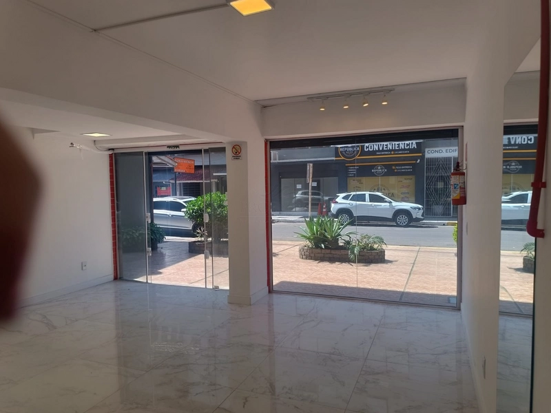 Excelente lojas comerciais, a 01 quadra do mar Centro Capão da Canoa: 12ª foto da galeria de imagens do imóvel