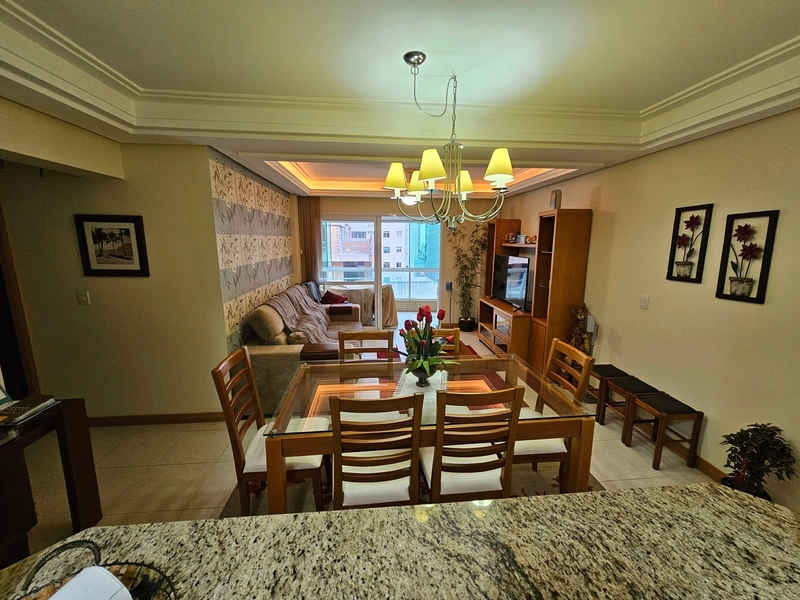 Apartamento 2 dormitórios, mob e decor, box, Capão da Canoa.: 12ª foto da galeria de imagens do imóvel