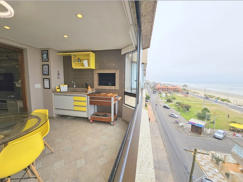 Apartamento 3 dormitórios com vista para o mar1 Capão da Canoa: 1ª foto da galeria de imagens do imóvel