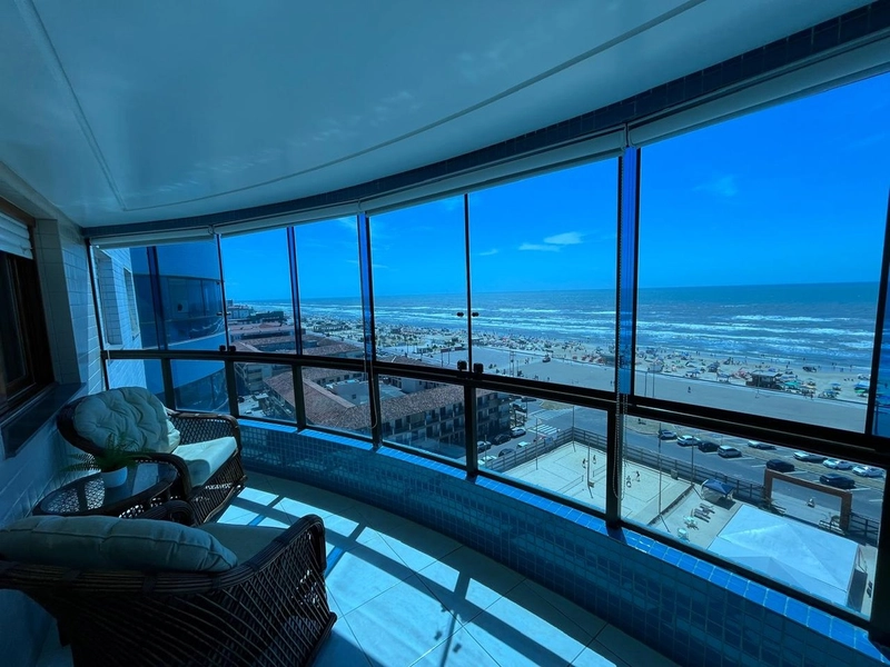Apartamento 02 dormitórios de frente Vista Panorâmica para o Mar