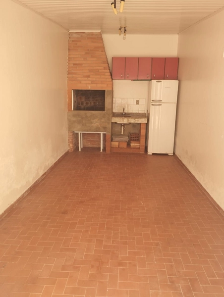 03 dormitórios Térreo no Centro, 02 quadras do Mar Locação Temporada: 32ª foto da galeria de imagens do imóvel