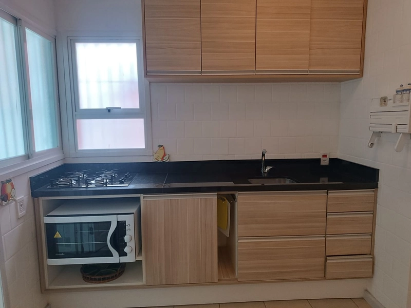 03 dormitórios Térreo no Centro, 02 quadras do Mar Locação Temporada: 13ª foto da galeria de imagens do imóvel