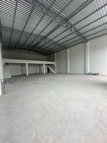 Loja comercial com 300m² de área Av. Rudá centro Capão da Canoa: 13ª foto da galeria de imagens do imóvel