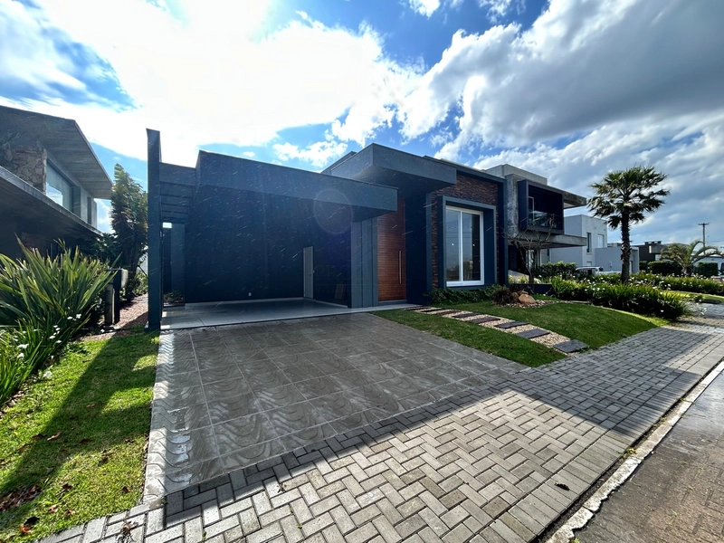 CASA EM CONDOMINIO JUNTO A INFRAESTRUTURA: 2ª foto da galeria de imagens do imóvel