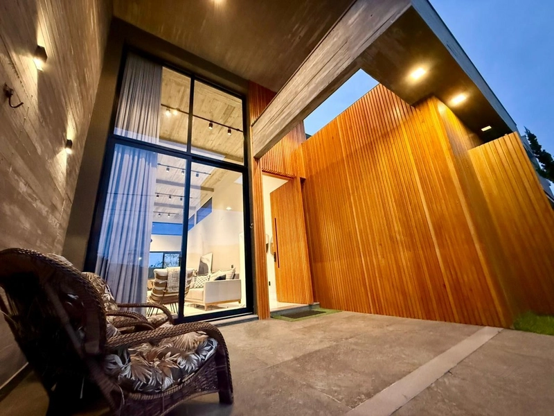 Casa térrea - 3 suítes - Condomínio Blue - XANGRI-LÁ: 2ª foto da galeria de imagens do imóvel