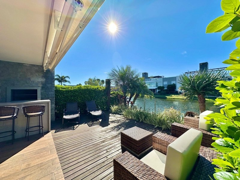 APARTAMENTO CONDOMÍNIO ROSSI EM ATLÂNTIDA - XANGRI-LÁ