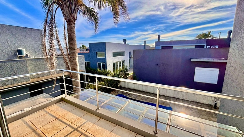 Sobrado 4 dormts Capão Zona Nova. Dubai Resort 60 x Direto: 16ª foto da galeria de imagens do imóvel