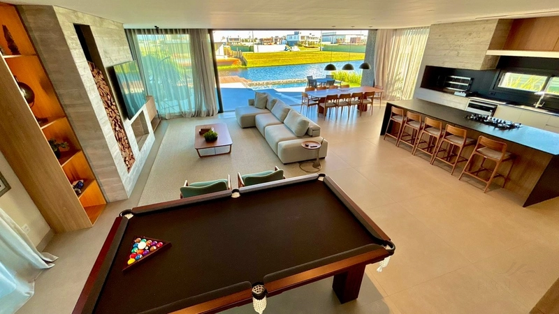 Sobrado de alto padrão beira lago no Amare Home Resort, com 6 suítes: 5ª foto da galeria de imagens do imóvel