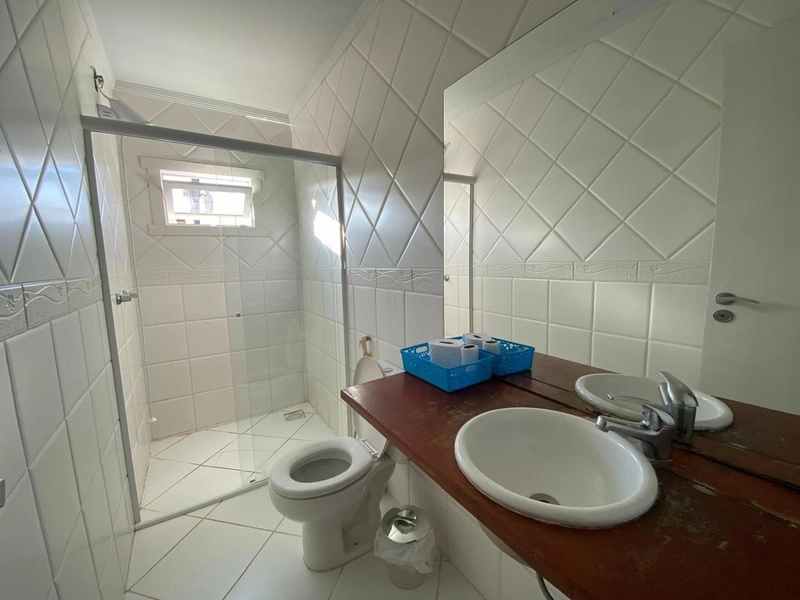 Lindo Sobrado 04 dormitórios , 06 banheiros, espaço gourmet e piscina: 28ª foto da galeria de imagens do imóvel