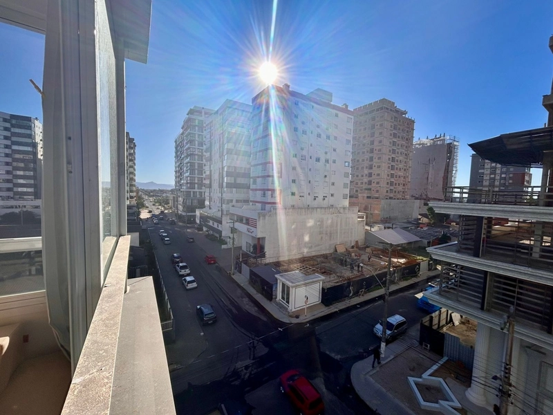 APARTAMENTO 2 QUARTOS VISTA PRO MAR E PRAÇA: 3ª foto da galeria de imagens do imóvel