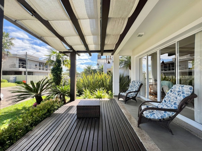 Casa à Venda 03 suítes Condomínio Condado de Capão: 4ª foto da galeria de imagens do imóvel