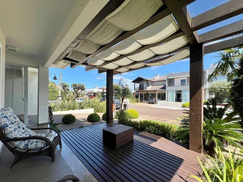 Casa à Venda 03 suítes Condomínio Condado de Capão: 3ª foto da galeria de imagens do imóvel