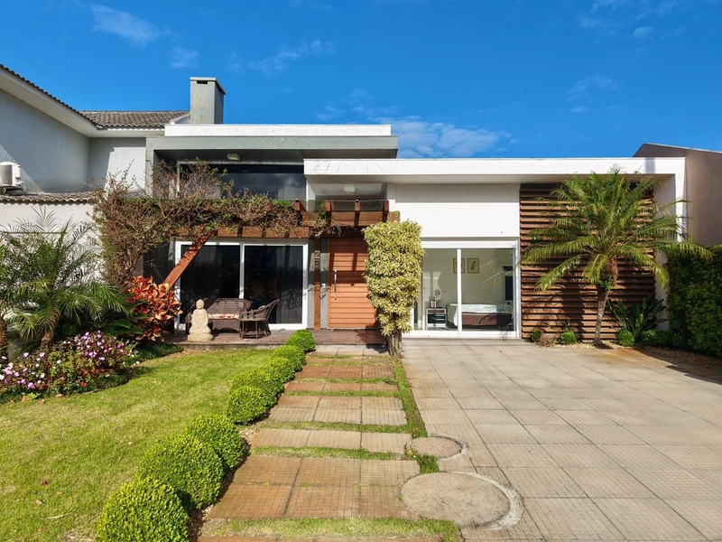 Casa Térrea 3 suítes Condomínio Condado de Capão