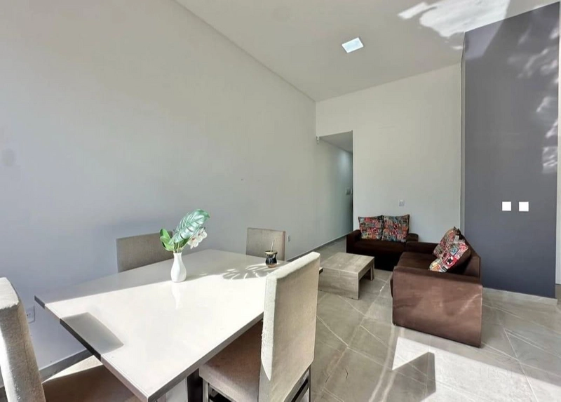 CASA 3 QUARTOS COM SUITE 1 QUADRA DO MAR: 4ª foto da galeria de imagens do imóvel