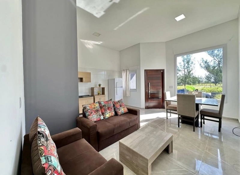 CASA 3 QUARTOS COM SUITE 1 QUADRA DO MAR: 2ª foto da galeria de imagens do imóvel