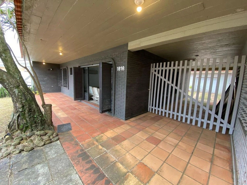 Excelente Casa comercial ponto estratégico Centro de Xangri-lá: 4ª foto da galeria de imagens do imóvel