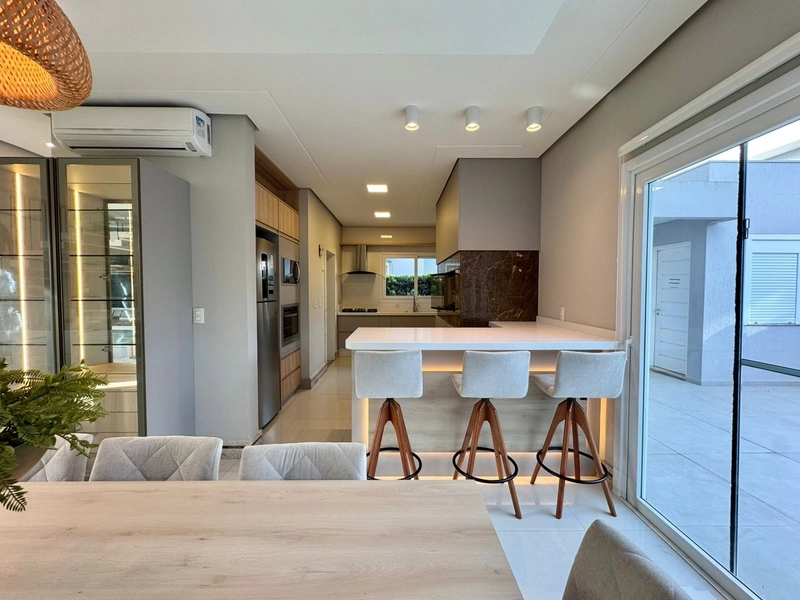 Sobrado á venda 04 suítes  Condado de Capão- Capão da Canoa: 7ª foto da galeria de imagens do imóvel