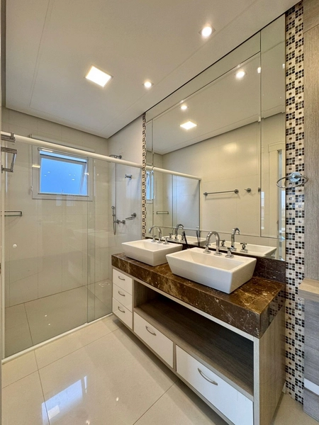 Sobrado á venda 04 suítes  Condado de Capão- Capão da Canoa: 17ª foto da galeria de imagens do imóvel