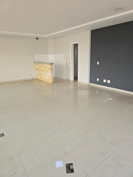Excelente ponto comercial com 58 m² privativos de esquina: 3ª foto da galeria de imagens do imóvel