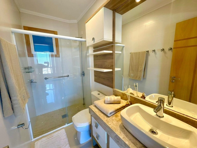 Apartamento de 3 Dormitórios 2 Box  vista mar!! ( Bairro Navegantes ): 15ª foto da galeria de imagens do imóvel