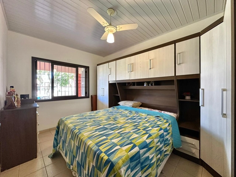 CASA COM 3 TERRENOS APENAS 2 QUADRAS DO MAR GUARANI CAPÃO DA CANOA: 14ª foto da galeria de imagens do imóvel