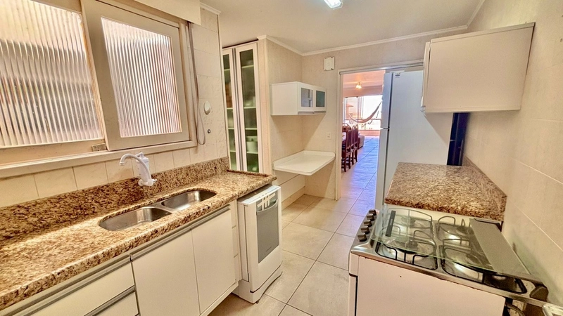 Excelente apartamento de frente Vista Mar, Centro de Capão da Canoa.: 14ª foto da galeria de imagens do imóvel