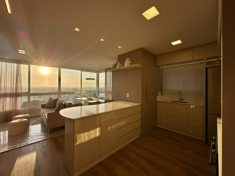 Apartamento de 2 Dormitórios Mobiliado e Decorado: 1ª foto da galeria de imagens do imóvel