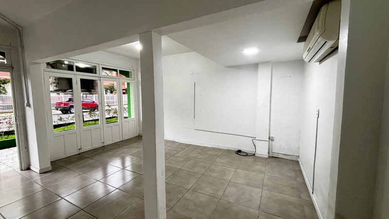 Loja Comercial com 46m² privativos Rua Sepé Centro Capão da Canoa: 6ª foto da galeria de imagens do imóvel