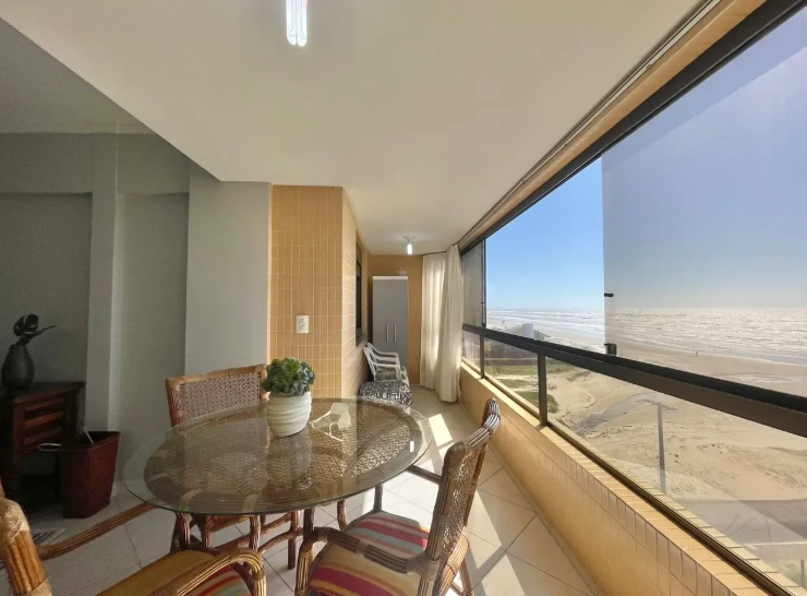 Apartamento 02 dormitórios 02 box frente para o Mar em Capão da Canoa: 3ª foto da galeria de imagens do imóvel