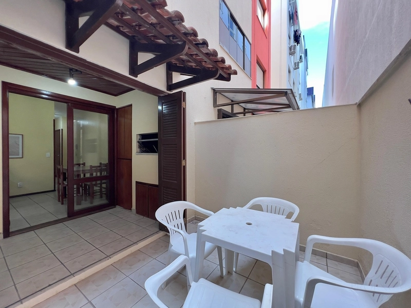 Apartamento de 2 Dormitórios com terraço: 1ª foto da galeria de imagens do imóvel