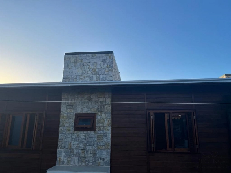 Chalé de praia 03 dormitórios todos sendo suíte com ar condicionado: 13ª foto da galeria de imagens do imóvel