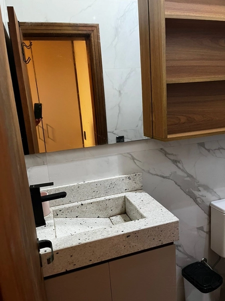 Chalé de praia 03 dormitórios todos sendo suíte com ar condicionado: 7ª foto da galeria de imagens do imóvel