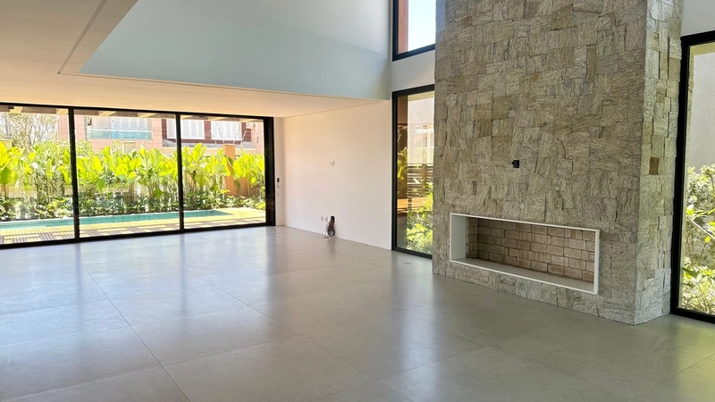 Sobrado 05 suítes, Condomínio La Plage, Xangri-lá: 5ª foto da galeria de imagens do imóvel