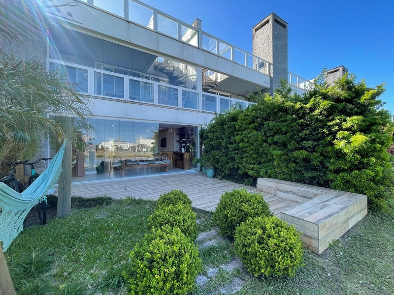 Condomínio Rossi Atlântida. Beira Lago, Atlântida.: 22ª foto da galeria de imagens do imóvel